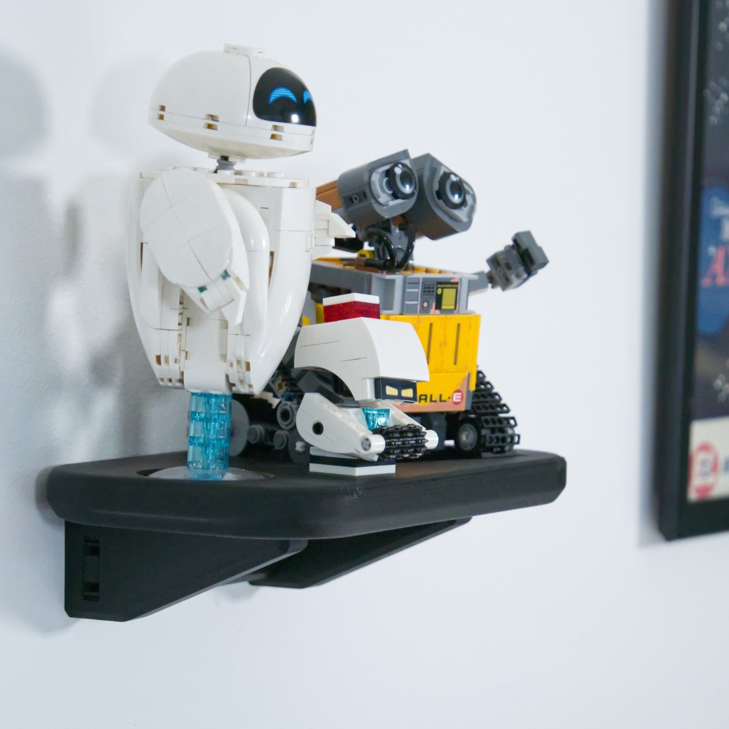 WALL-E i EVA Robot Walli 43279 - Uchwyt Na Ścianę Wieszak Naścienny Na LEGO