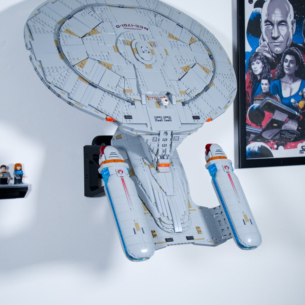Star Trek: U.S.S. Enterprise NCC-1701-D 10356 - Uchwyt Na Ścianę Na LEGO