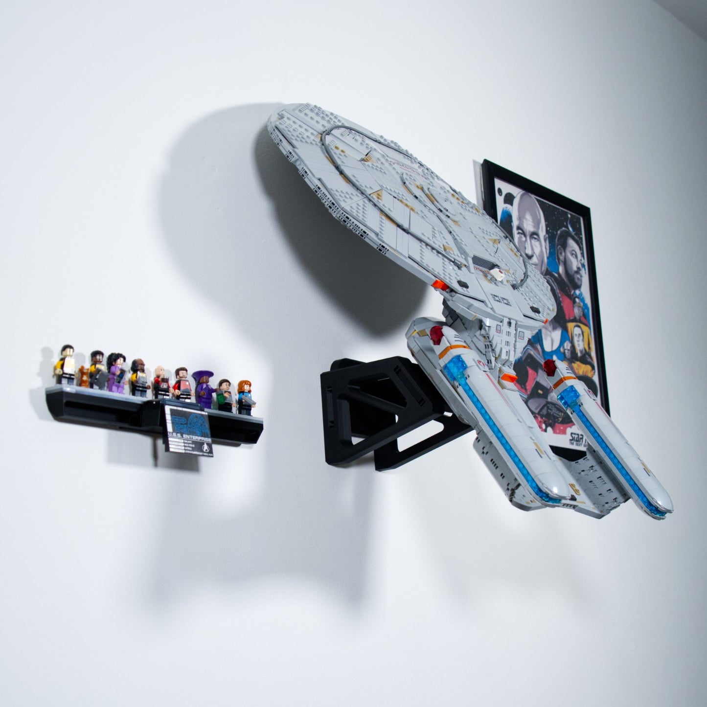 Star Trek: U.S.S. Enterprise NCC-1701-D 10356 - Uchwyt Na Ścianę Na LEGO